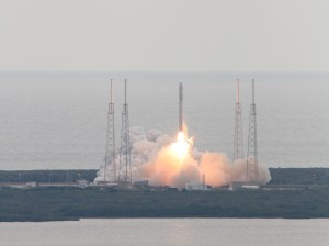 March 1, 2013 launch of Falcon 9 SpaceX CRS-2 from the VAB roof, Cape Canaveral, Florida. Credit: Ken Kremer